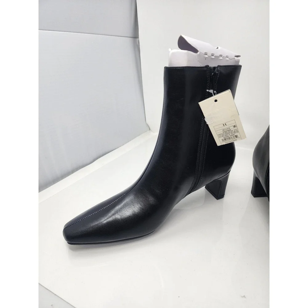 A New Day Womens Square Toe Ankle Boots Black Faux Leather Casual Size 11